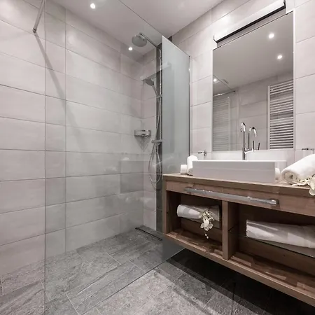 In Schwendau Near Lifts בית נופש *