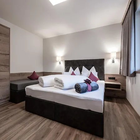 בית נופש In Schwendau Near Lifts