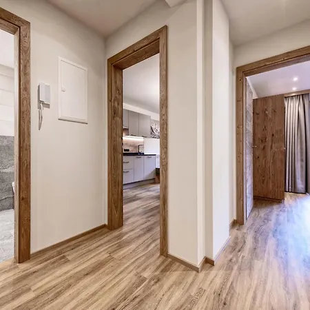 בית נופש In Schwendau Near Lifts