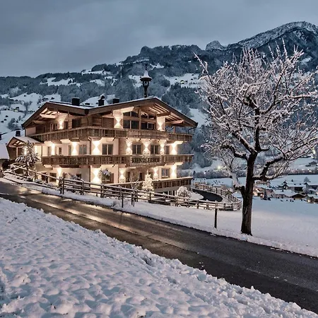 In Schwendau Near Lifts בית נופש היפאך